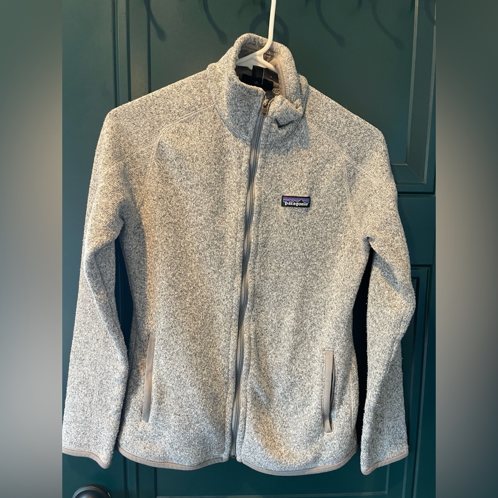 Patagonia size small better sweater in grey